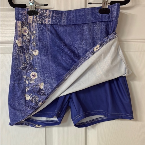 Blue / Purple Athletic Skorts with Floral Detail Pattern; Golf, Pickleball; NWOT - Picture 2 of 10